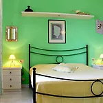 Le Maree Fede Apartment