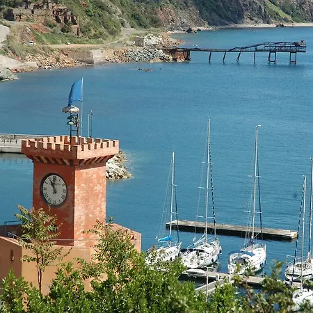 Le Maree Fede Rio Marina